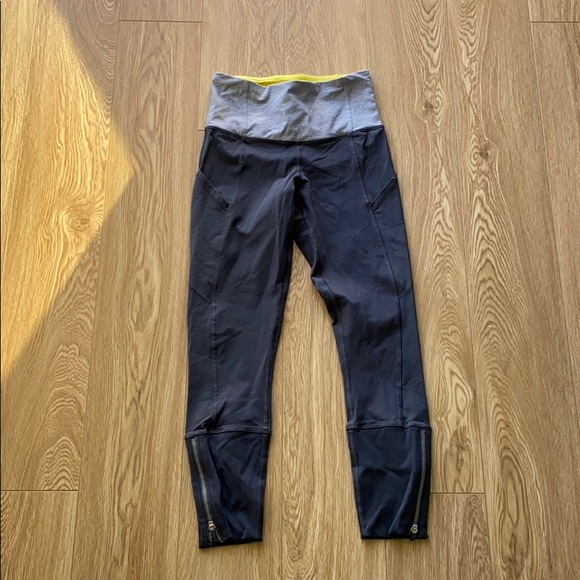 Lululemon leggings - Picture 1 of 6